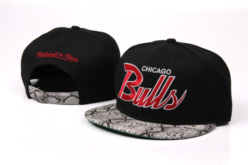 NBA Chicago Bulls M&N Strapback Hat id30